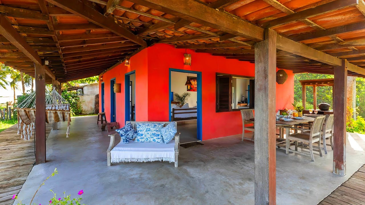 CASA DE PRAIA BONITA E RÚSTICA
