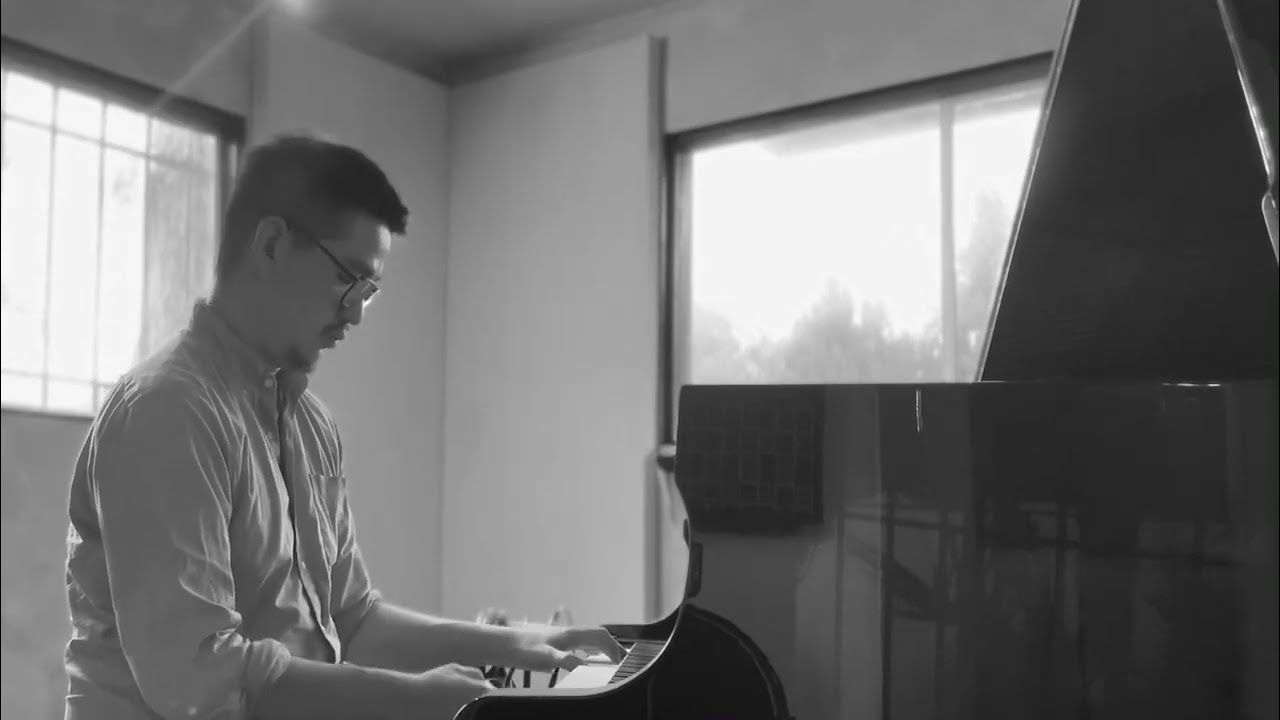 Hung-Tao Lin &ndash; &Iacute;sb&iacute;lt&uacute;r (Acoustic Piano Version)