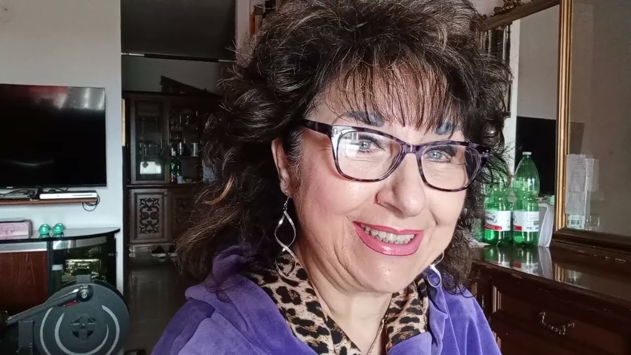  Пеку булочки (чиабатта)/Осмотр квартиры для новеньких/ Старинная кофемолка/#italia#жизньвиталии