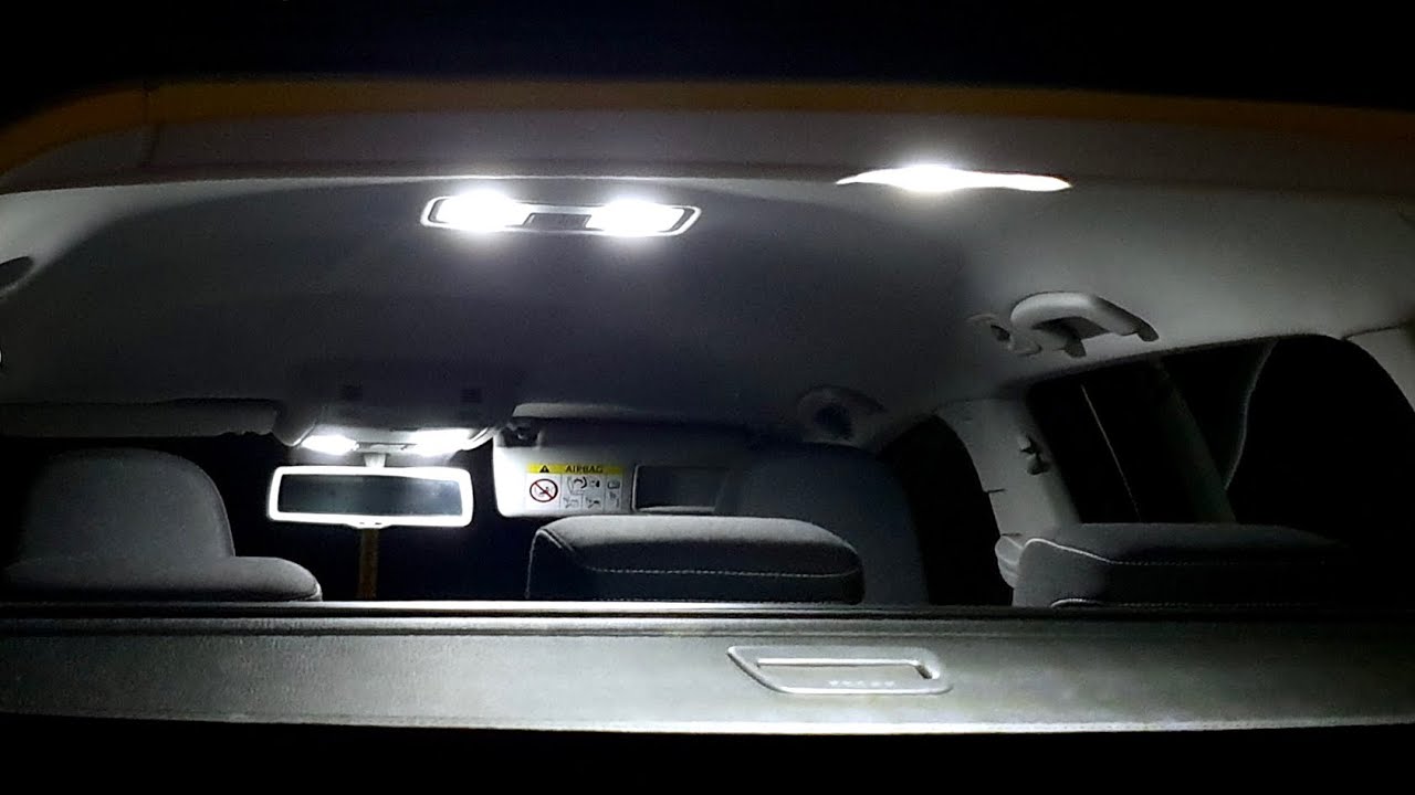 VW Golf MK7 (5G) interior lights replaced with LEDs