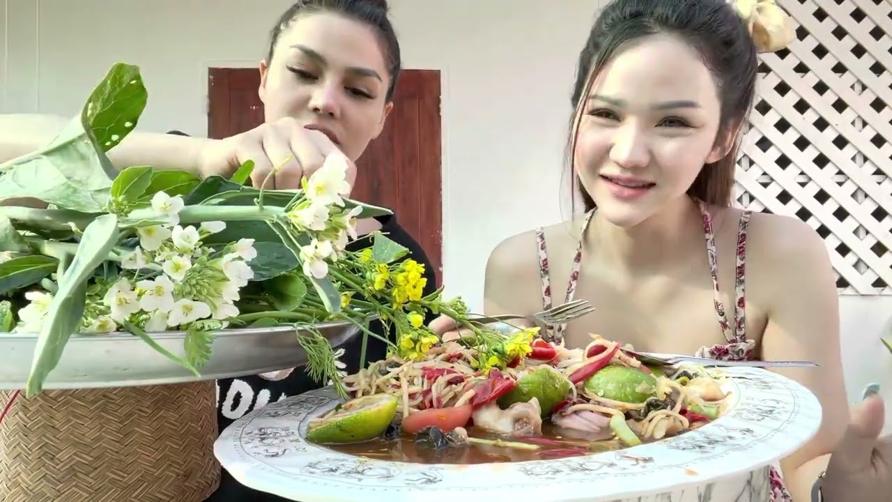 Makan sama adek ku