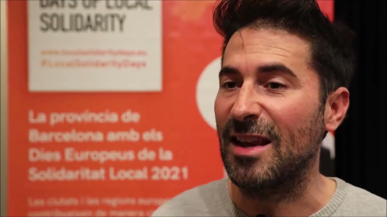 Agus Morales, director de la Revista 5W en els Dies Europeus de la Solidaritat Local prov&iacute;ncia BCN