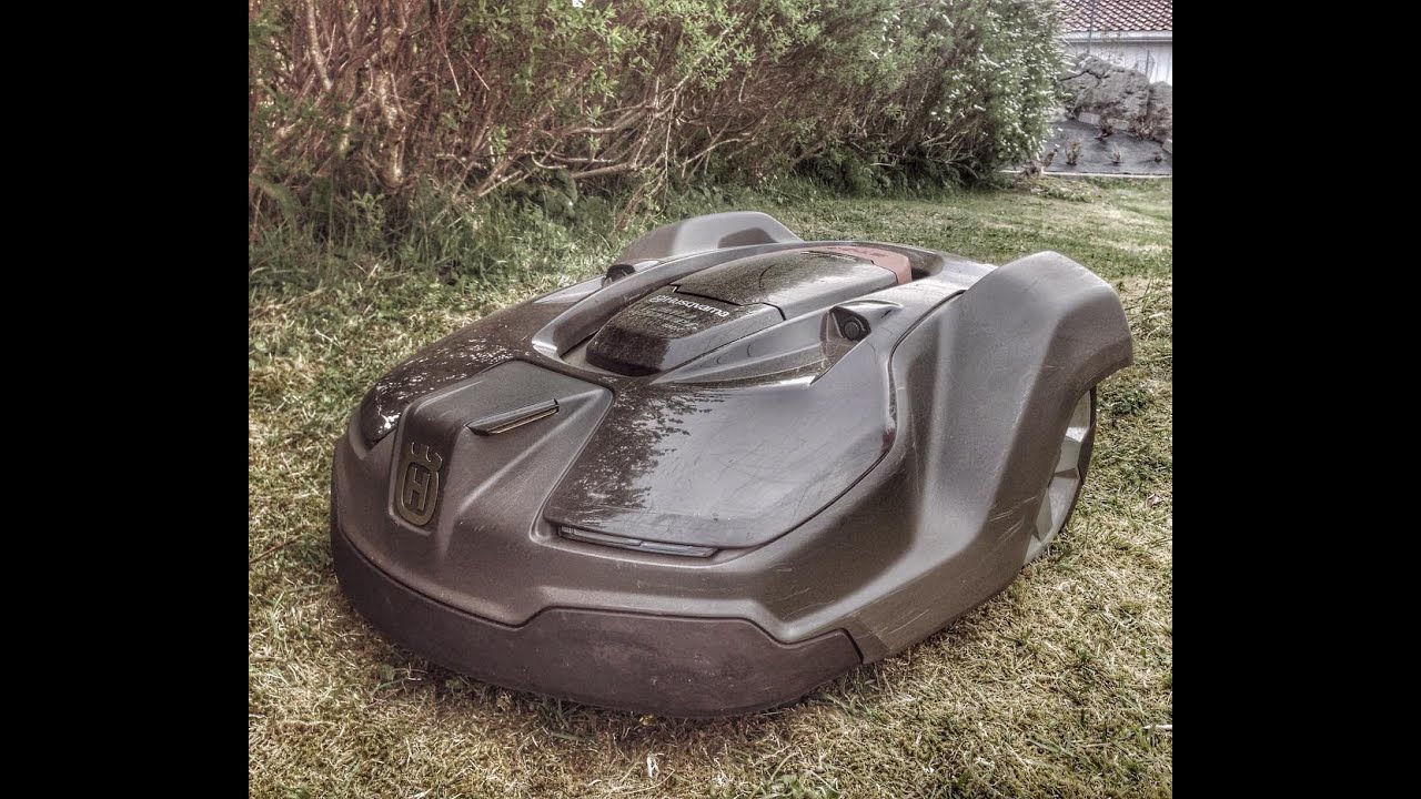 Husqvarna Automower&reg; Automower 450X har f&aring;tt seg nye dekk
