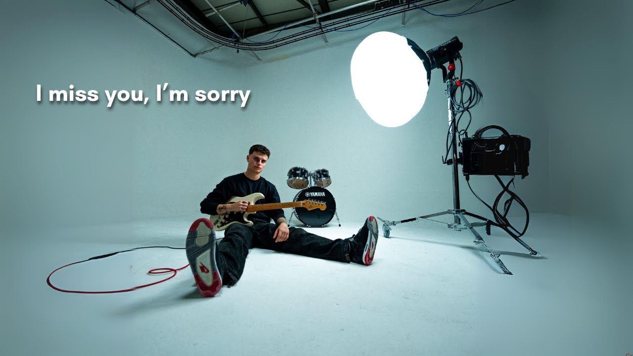 I miss you, I'm sorry - Zach Loizou (Gracie Abrams cover)