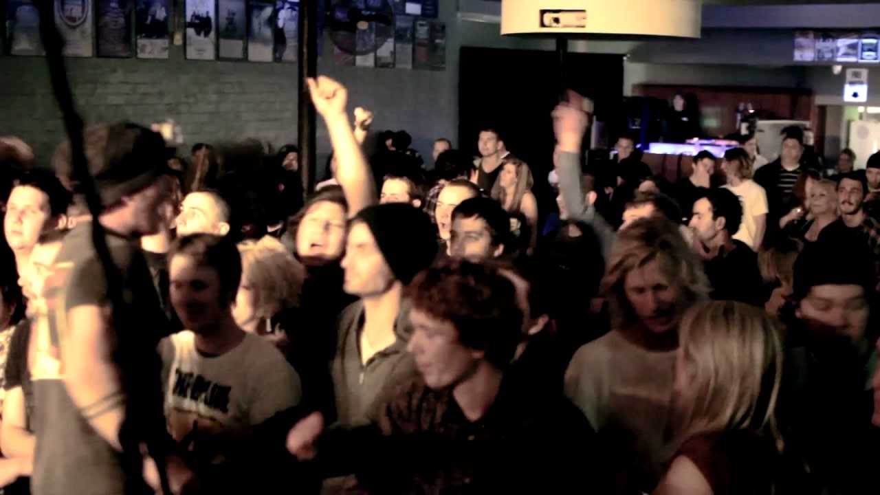 Local Resident Failure - The Opener (Live at The Cambridge Hotel) [HD]