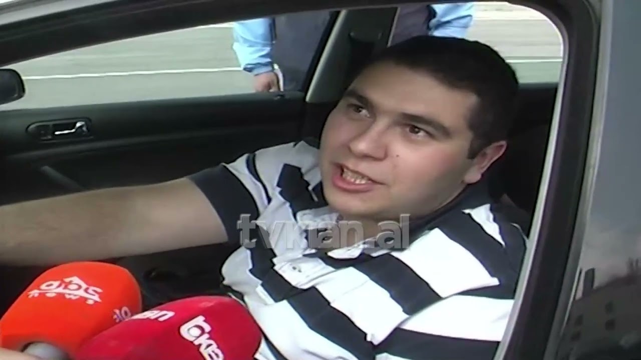 Shqipëri-Mali i Zi: Qytetarët kalojnë kufirin vetëm me kartën e identitetit-(31 Mars 2012)