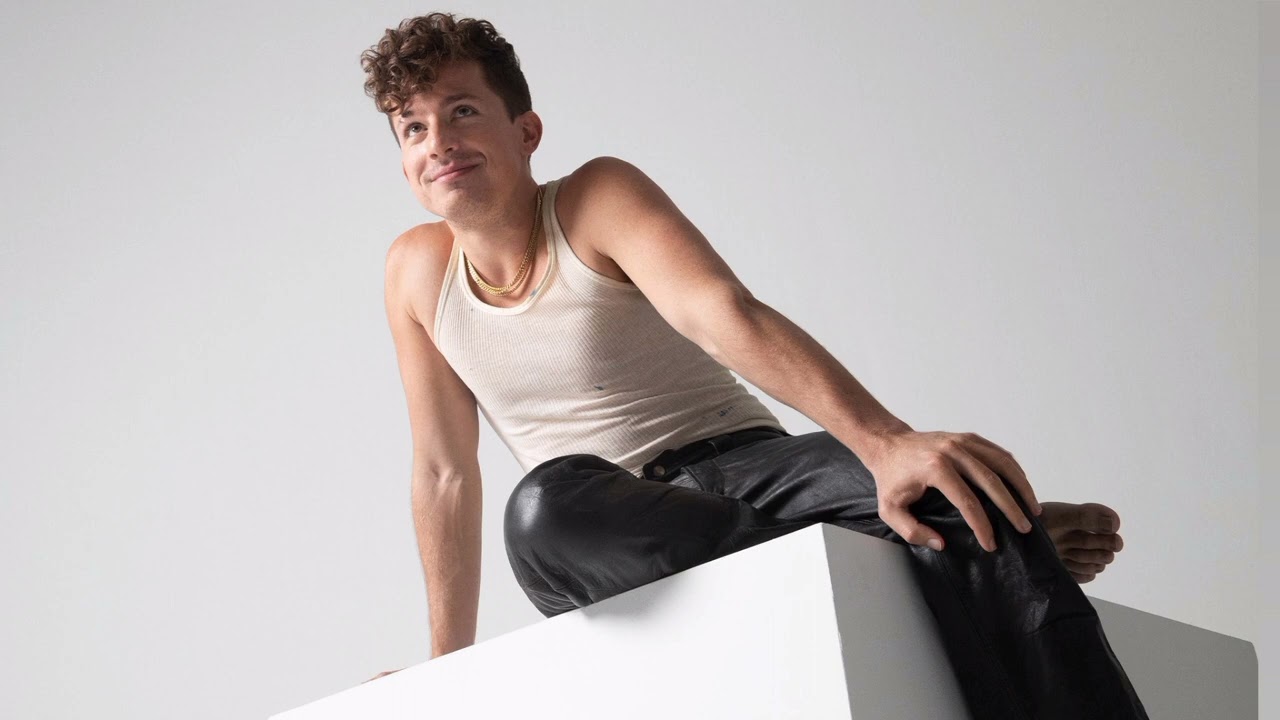 Charlie Puth - Somebody's Watchin' Me