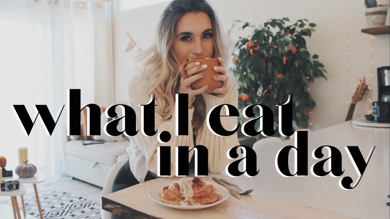 I ate pumpkin foods for a WHOLE DAY 🎃