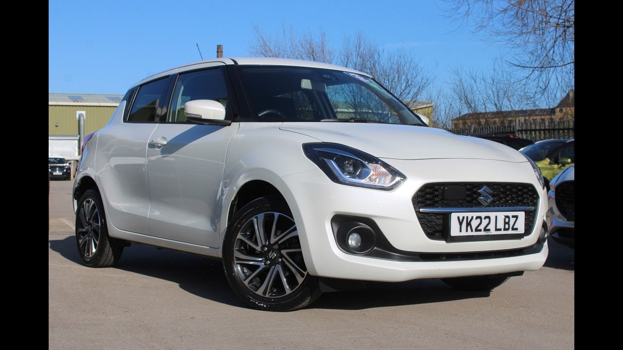 YK22 LBZ Suzuki Swift SZ5 ALLGRIP 1.2 MHEV 5dr Pure Pearl White 2022