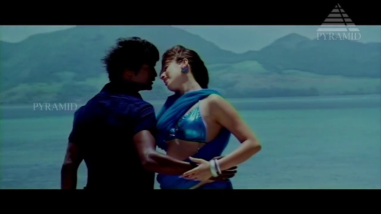 Muthirai Tamil Movie Video Songs | Uyire Uyire Video Song | Lakshmi Rai | Daniel Balaji | Yuvan