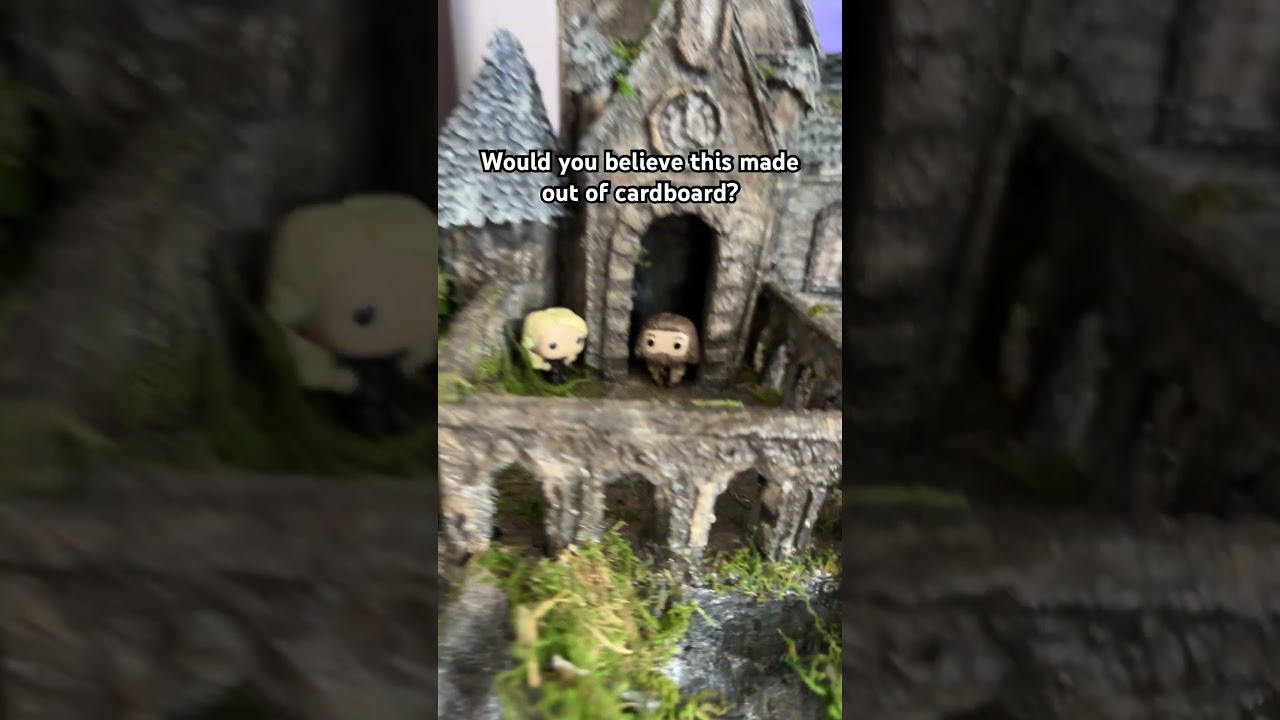 📦 I built Hogwarts Castle out of a cardboard box!  #harrypotter #jamespotter #potterhead #hogwarts