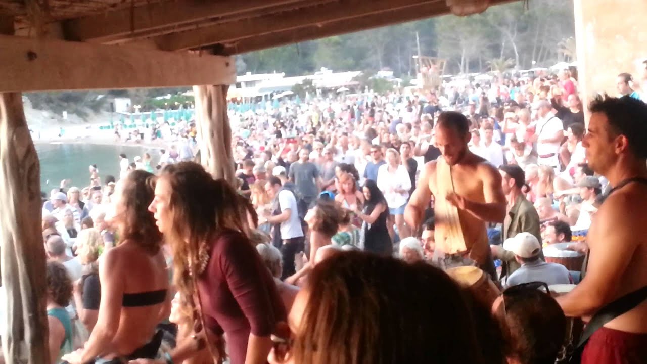 Puesta de sol tambores Benirrás Ibiza 31 Mayo 2015