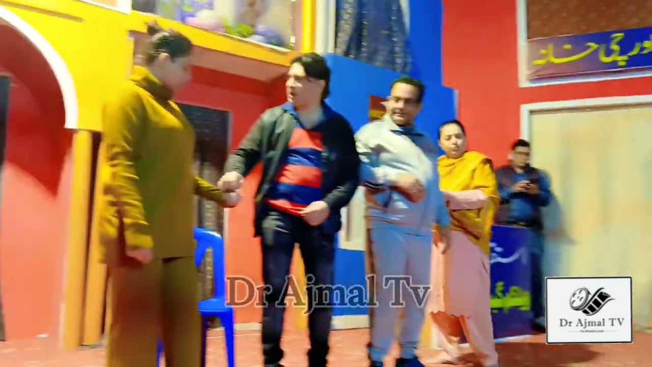 Gulfam khan dittu with Rubi anam and Nayab khan | Stage drama comedy clip
