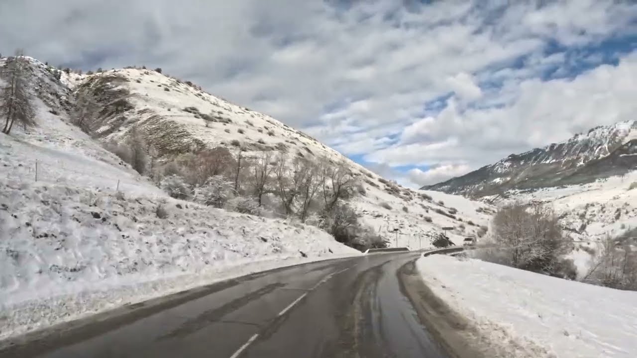 Descente hivernale du Col de Vars