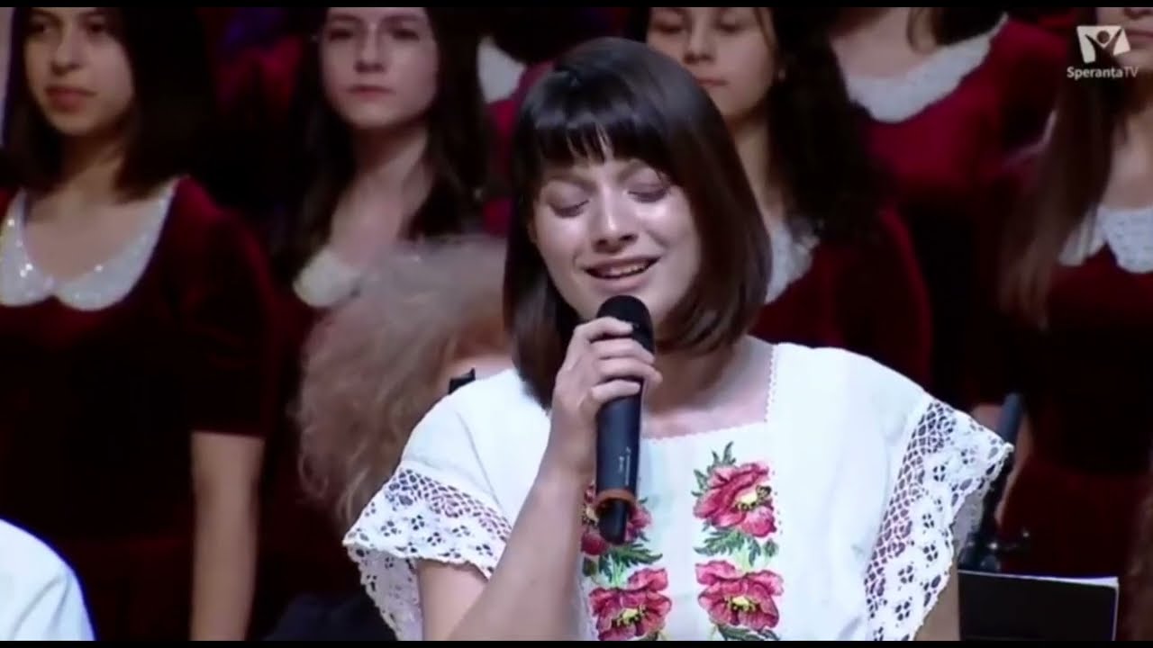 E noapte Sfânta - Corul LTA & Luiza Spiridon | Concert Iarnă: Avem Mântuitor 2022