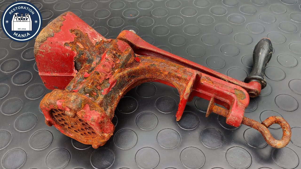 Rusty Meat Grinder Restoration