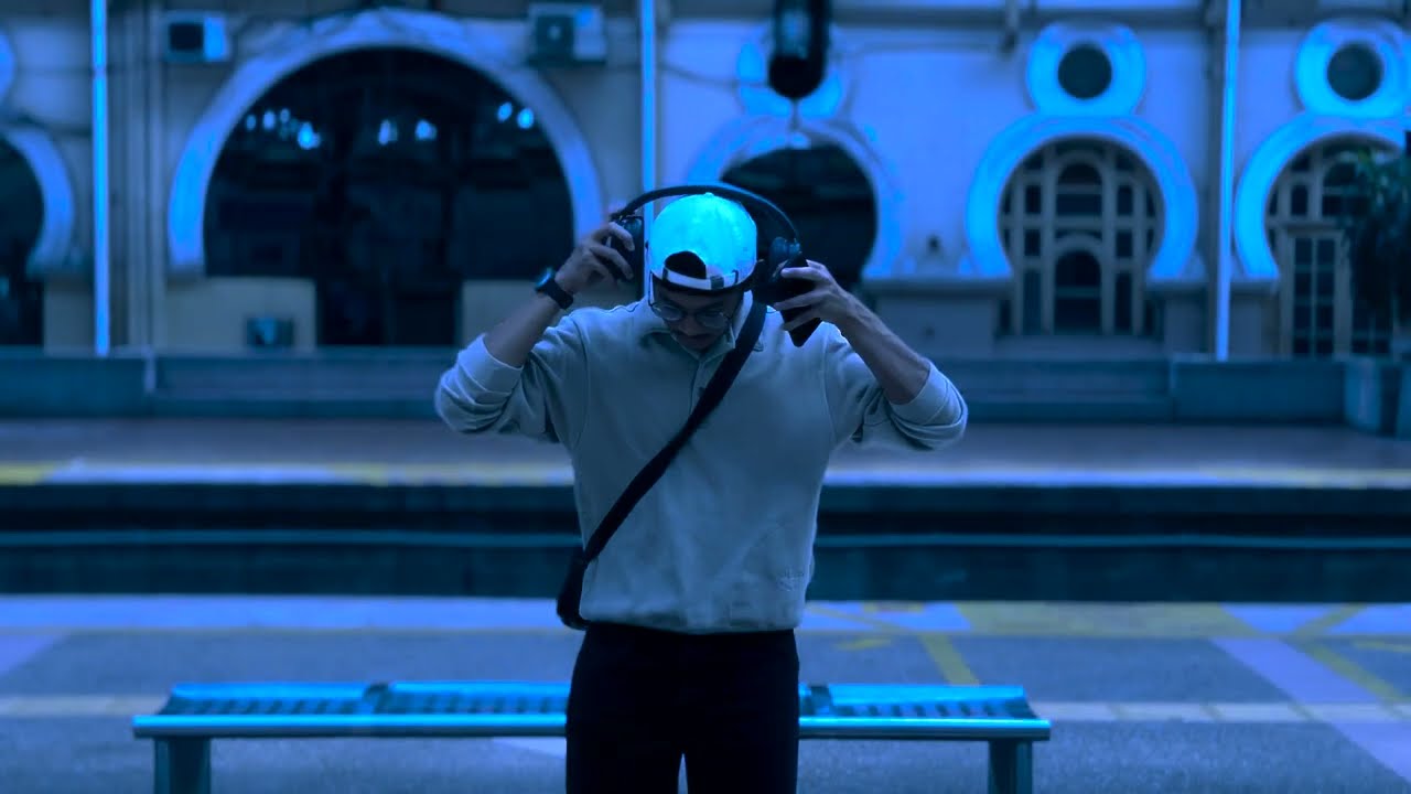 GLOOMY (AESTHETHIC CINEMATOGRAPHY)