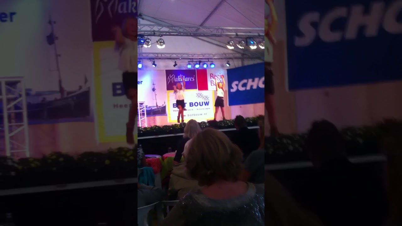 Playback show gondelvaart 2017 met Djessy(vriendin)