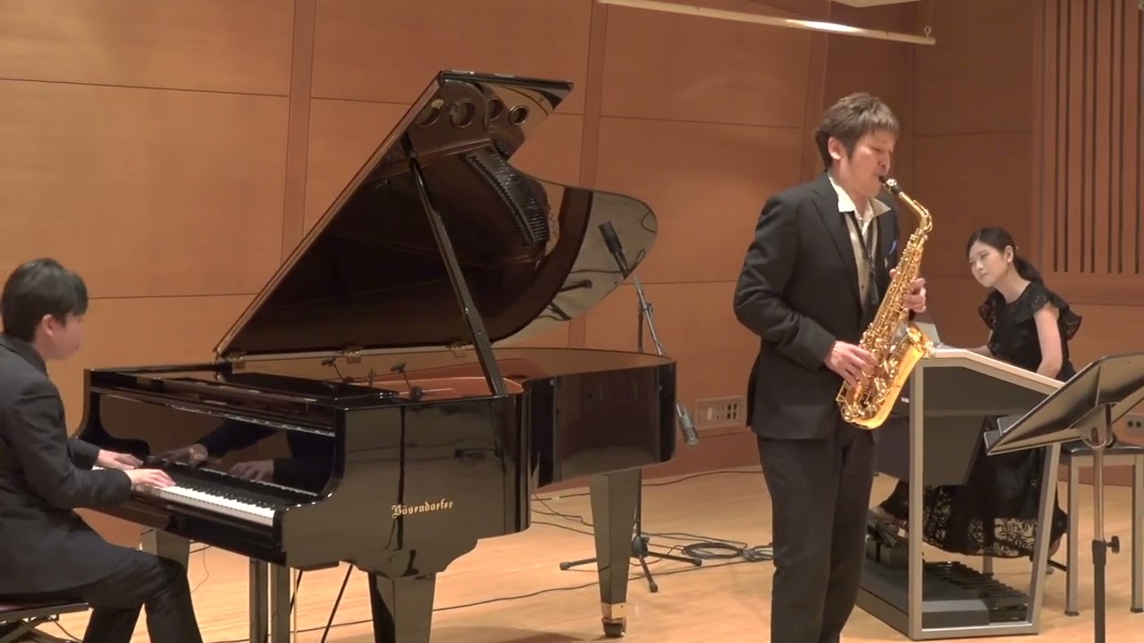光る雪　／  荒井秀仁　　　　　　　HIKARU  YUKI 〜Illuminated Snow〜　／  Hideto  Arai