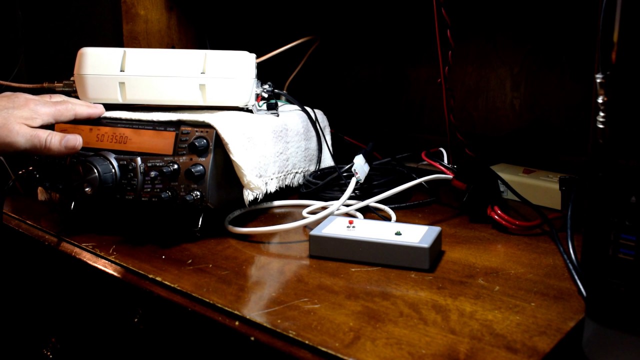 Testing the Icom AH-4 Antenna Tuner Interface