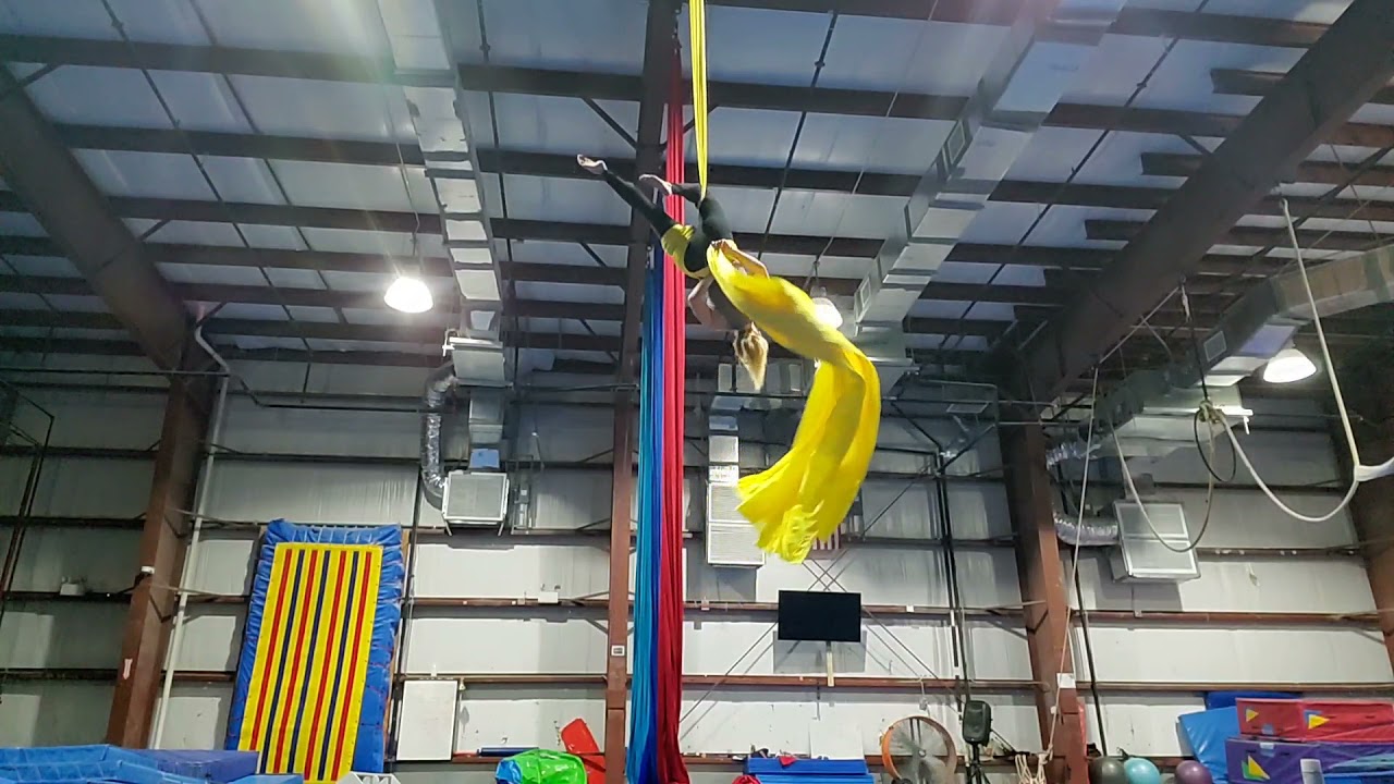 Cartwheel Star on Aerial Silks