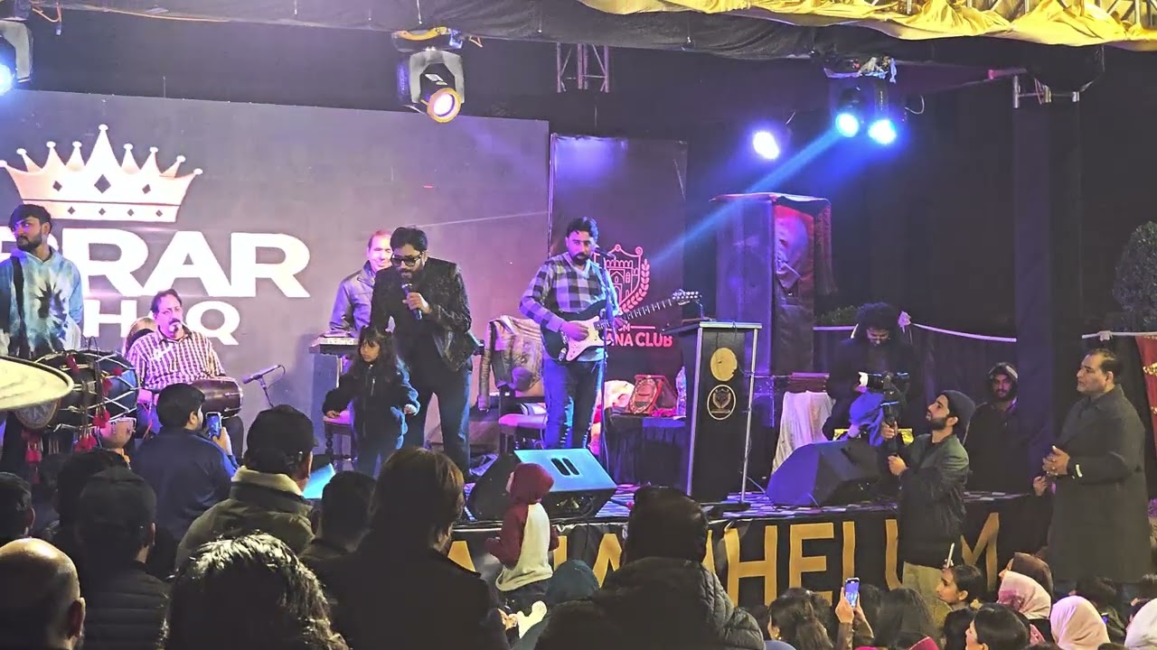 Abrar-ul-Haq performing live at Gymkhana Club, Jhelum.