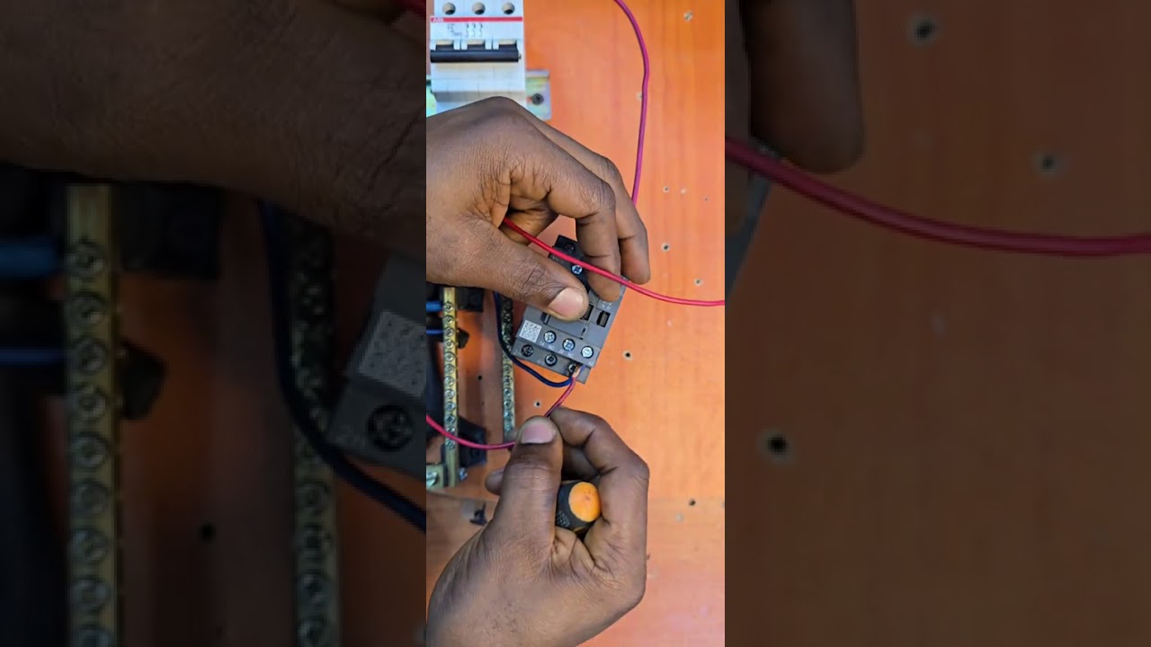 What do you know about the about Auxiliary contact switch  @ElectricSquad @ElectroBOOM @i-fie5250 