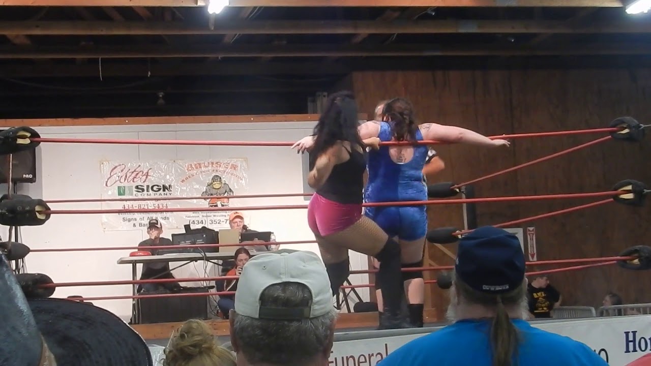 Nicole Static vs Kacee Carlisle