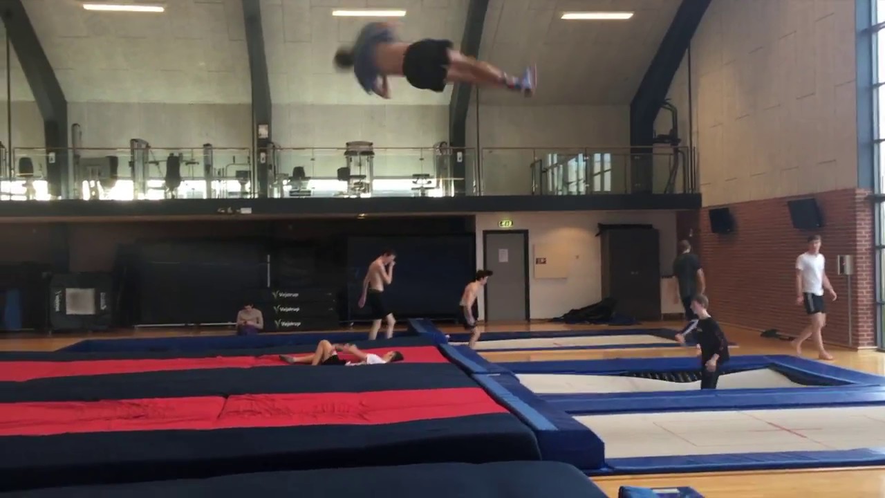 Emil Vibæk og Andreas Lucassen - Vejstrup Efterskole 16/17