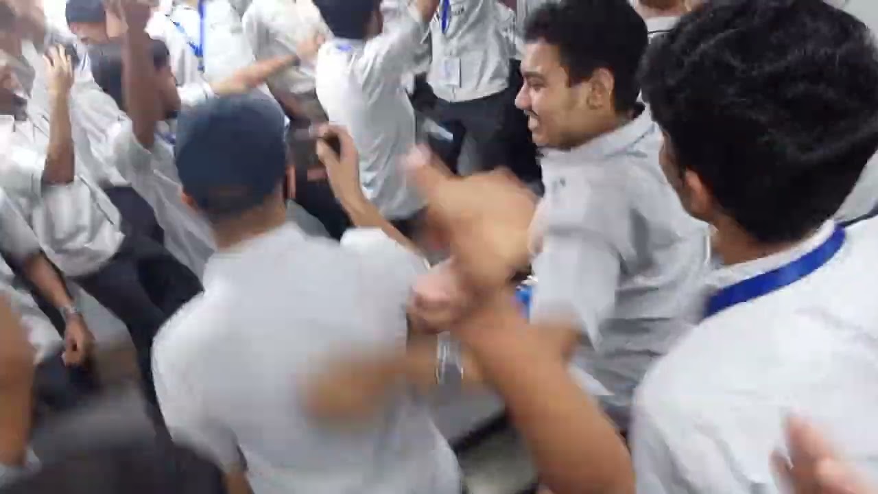 Allen students danced with teachers and enjoy a lot on teacher's day. Arpit kinage sir❤️