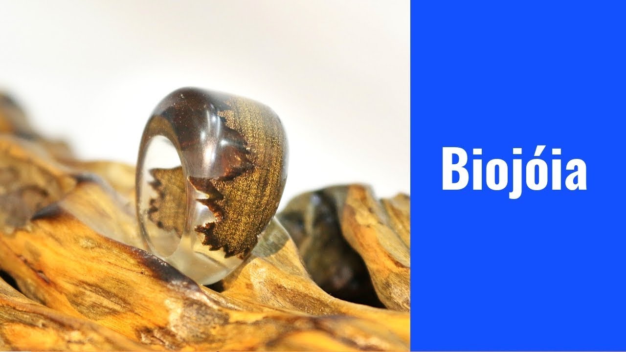 Biojóias de madeira e resina