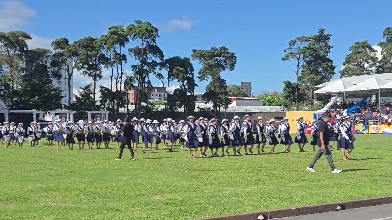 Casa Central en el festival XXXIV del Liceo Guatemala  #ascensoalolimpo .