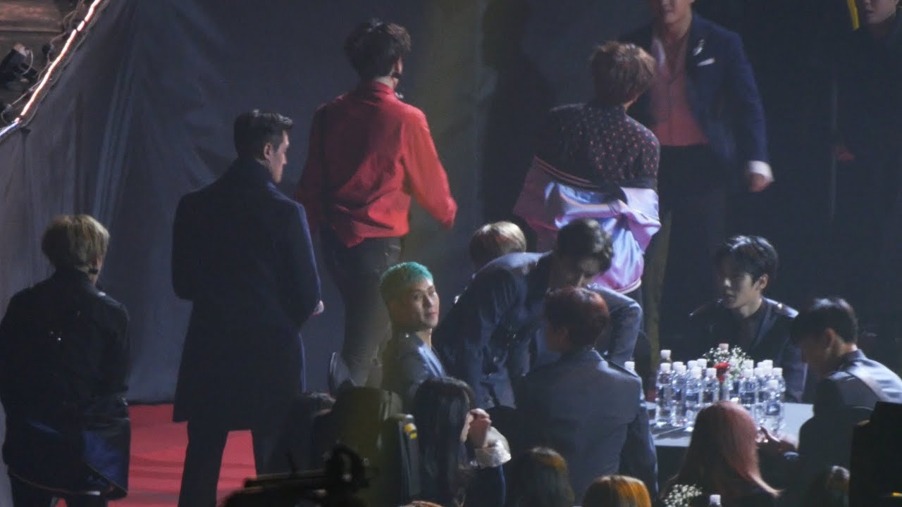 180125 방탄소년단 BTS _ 열정적인 무대를 끝낸 뒷모습  backstage _ 서울가요대상 _ 고척돔