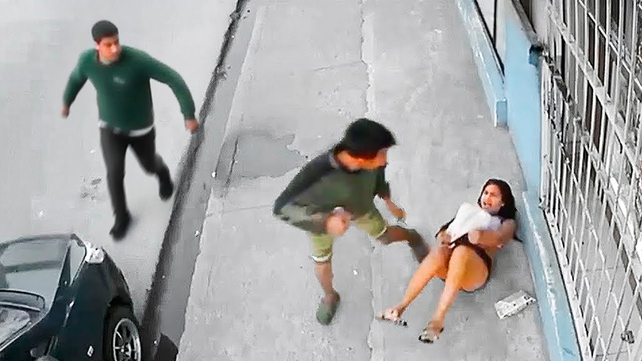 Super-Heróis da Vida Real Gravados Pela Câmera