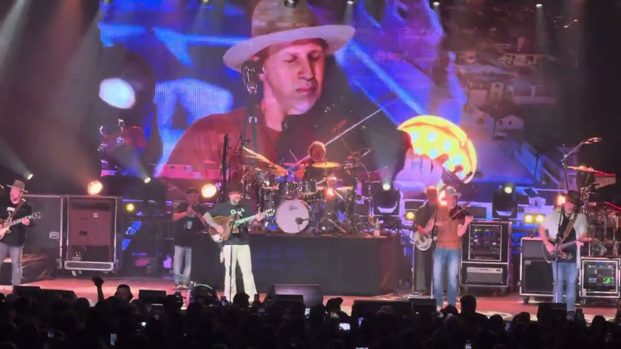 Zac Brown Band - Chicken Fried (Live in Sydney 2025)