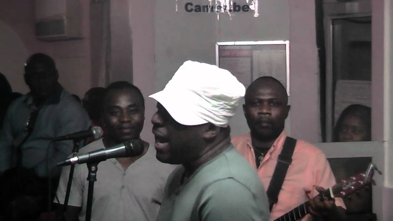Nar6 Pryze au Foufou Club - Anciens Makossas