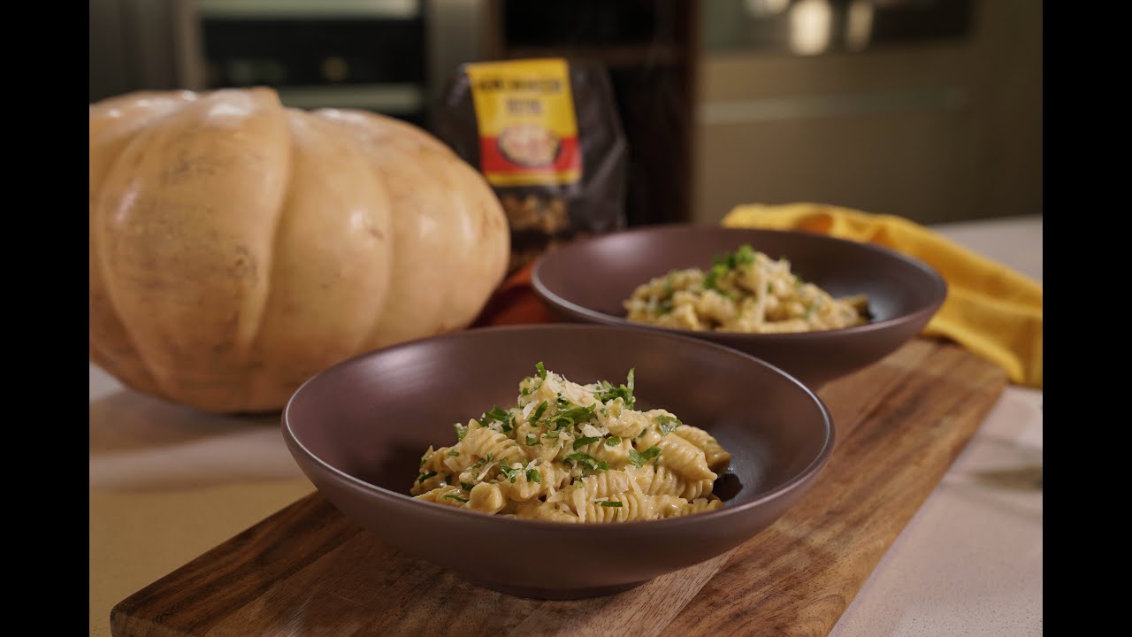 Rotini con salsa cremosa de calabaza - Cocina con Conexión. Sonia ortiz con Juan Farré- Recetas para