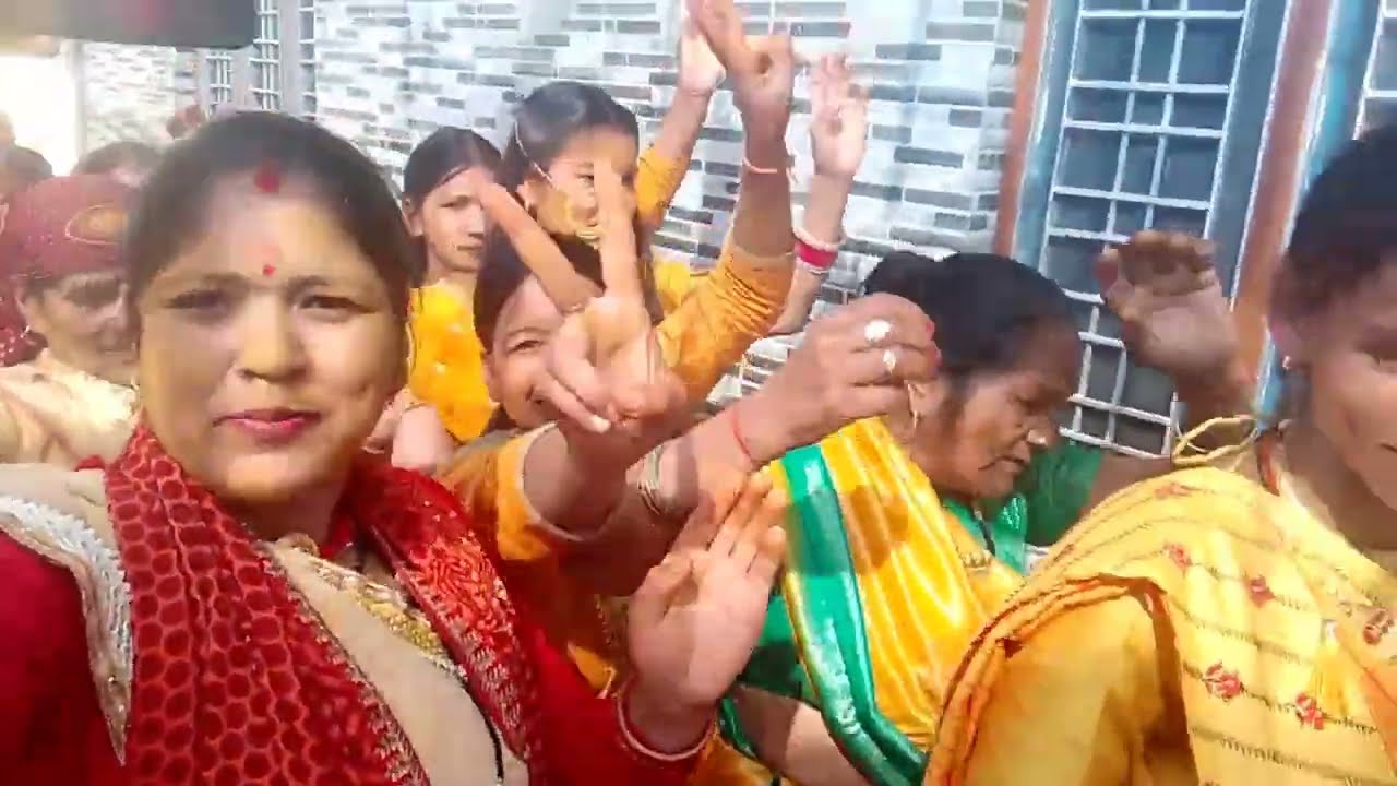  # पहाड़ी रीति रिवाज के साथ #🤘ससुर जी की हल्दी हाथ#👍 में सब ने किया मस्त डांस🤘👍