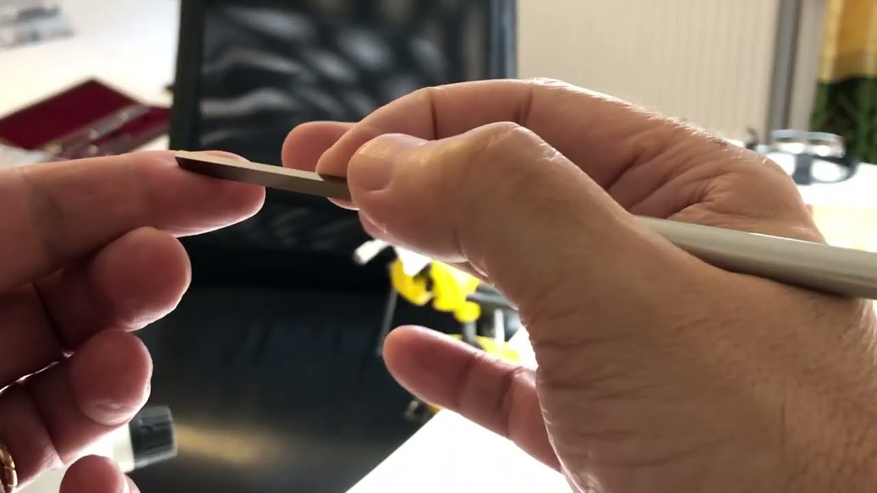How to hold a Jacot tool burnisher