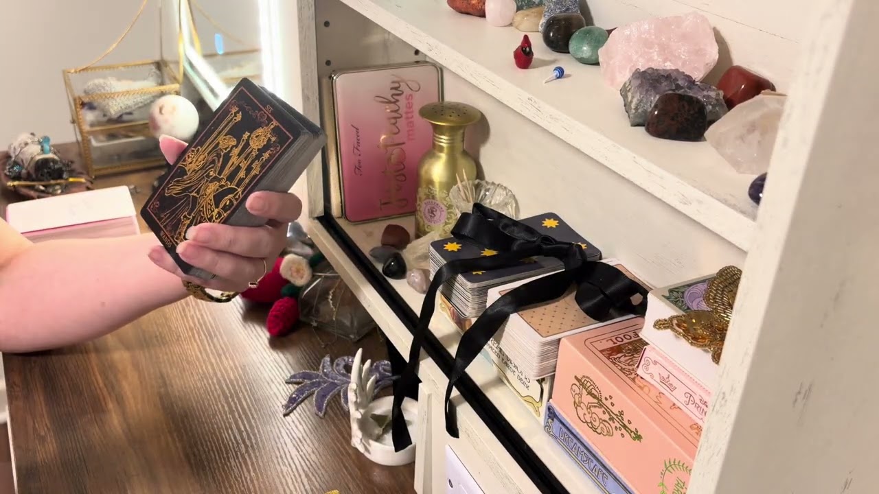 Someone getting initiated 🌞 #tarot #tarotreading #positivevibes #tarotreader #oracle #spirituality