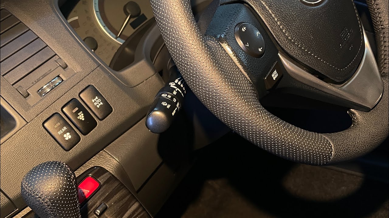 И снова японский автомобиль.Toyota Isis на детейлинг комплекс #Toyota #химчистка #Детейлинг