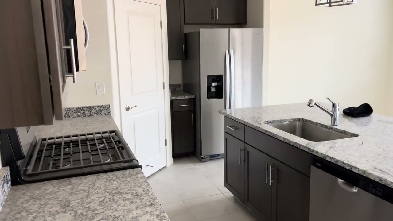 11896 W Charasmatic Dr