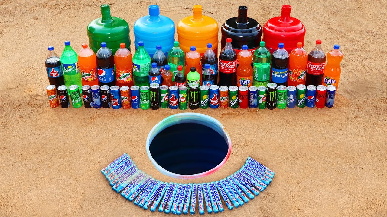 ELEPHANT TOOTHPASTE EXPERIMENT : GAINT COOL DRINKS vs Mentos Underground  | MrXperiment