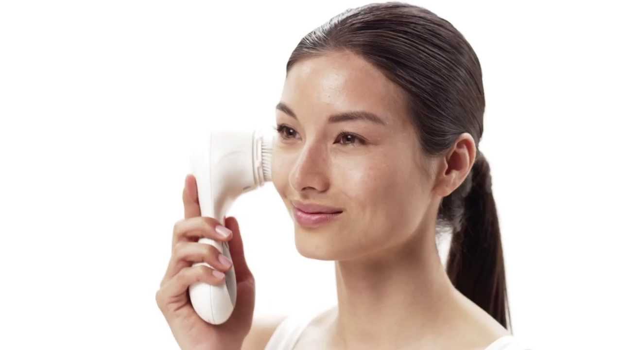 How to use your Clarisonic Sonic Cleansing Brush