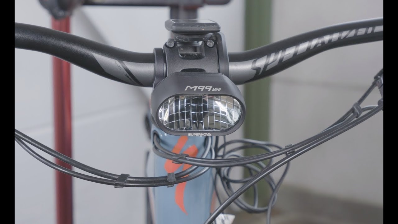 Installation eines M99 MINI PRO-25 an einem Specialized Levo - deutsch