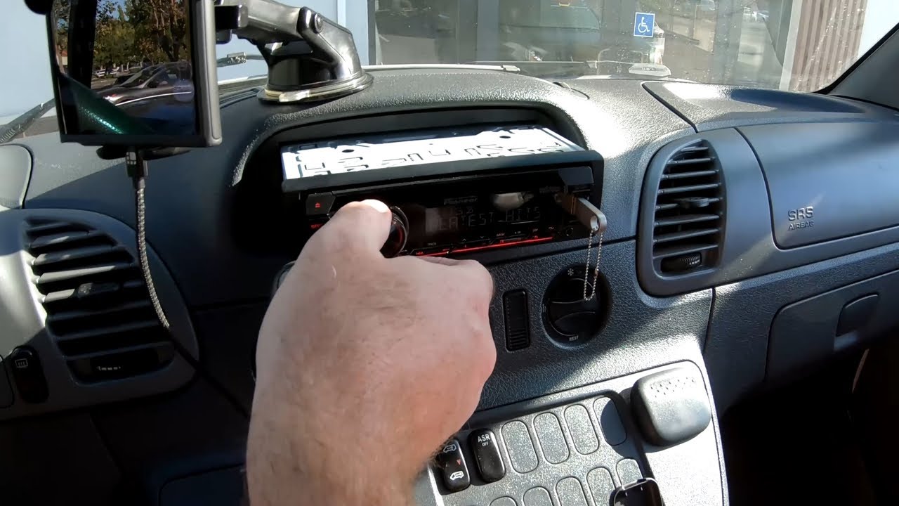 T1N Sprinter Series - 16 - Pioneer Single DIN Stereo Installation