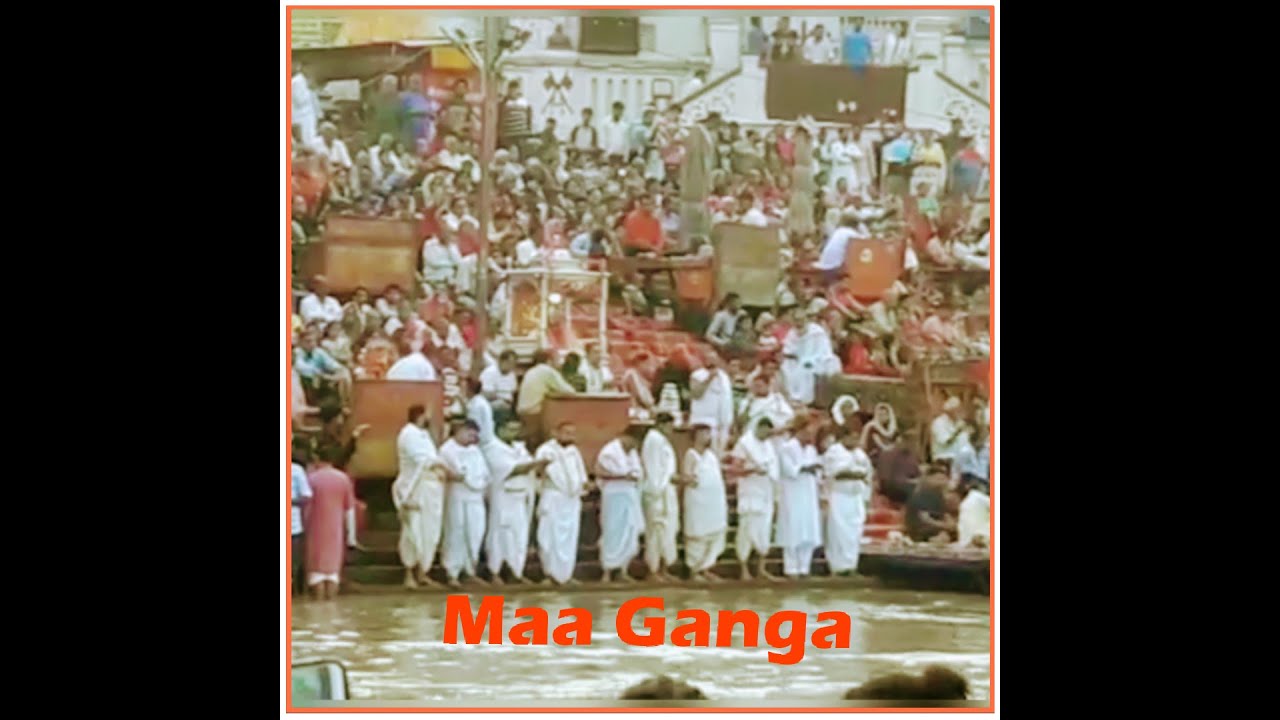 Maa Ganga Aarti with huge crowd, Har Ki Paudi, Haridwar, India