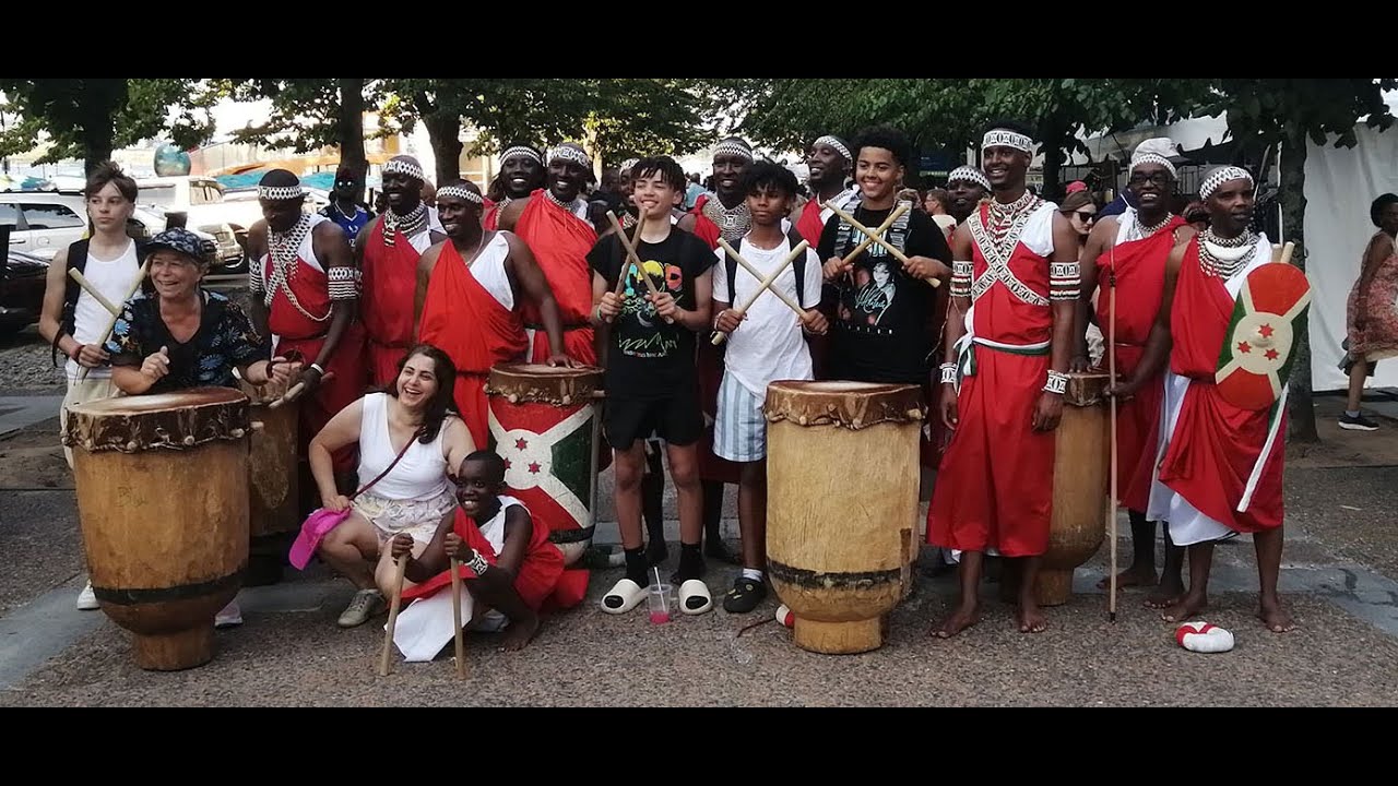 Remesha burundian drummers