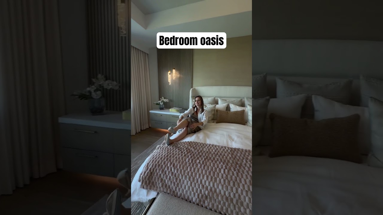 Bedroom in a villa in Boca Raton