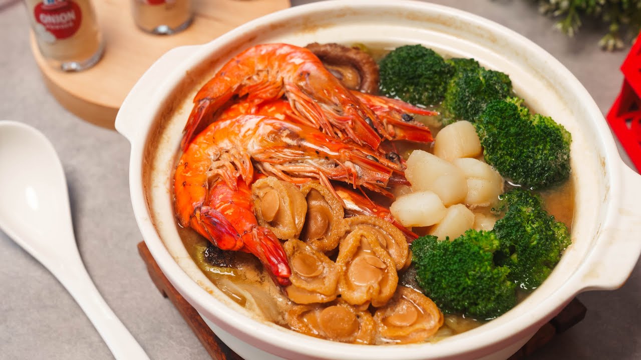 SUPERIOR CNY BRAISED SUPERIOR SEAFOOD POT with Abalone, Sea Cucumber and more in Yi Pin Guo